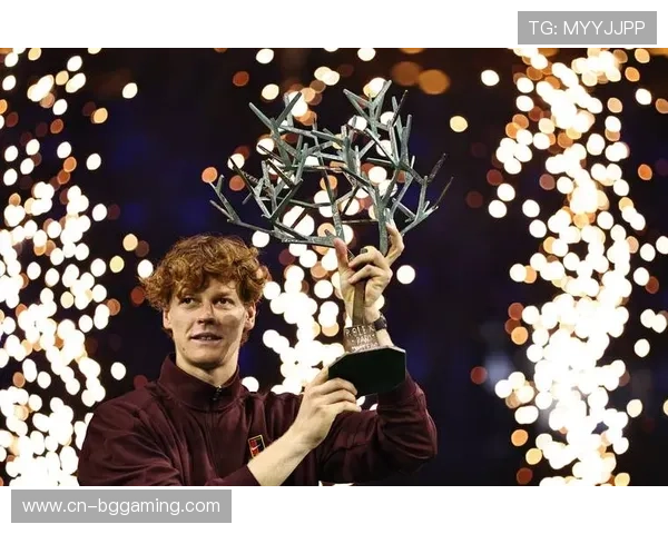 辛纳巴黎大师赛夺冠，室内硬地26连胜不失一盘重登世界第一